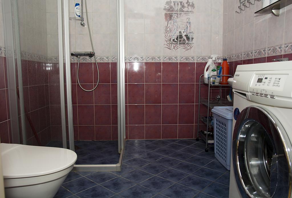 Holiday Apartment Pikk Пярну Екстер'єр фото